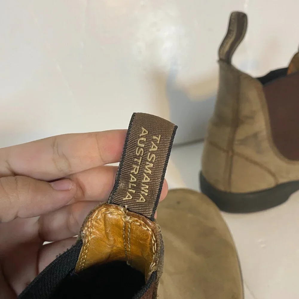 Blundstone brown leather
